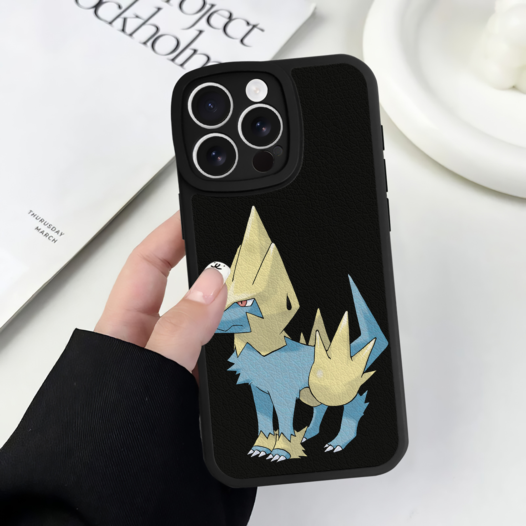 （画像用） ポケットモンスター Pokémon 【iPhone 16シリーズ対応】シリコンスマホケース（レザー調） 材質：シリコン